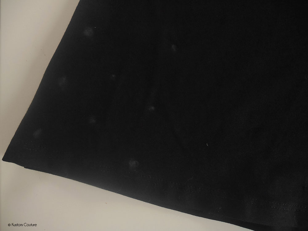 Customiser une jupe basique noire avec de la broderie | Kustom Couture